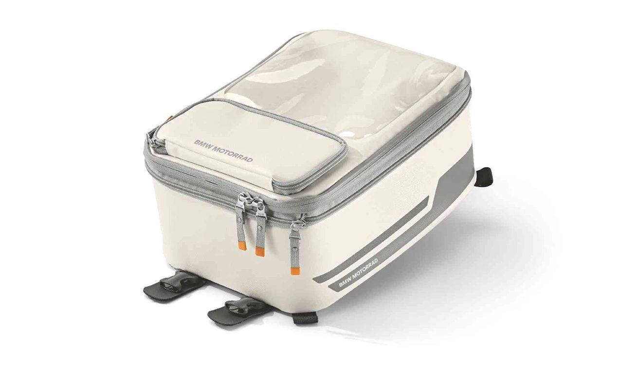 Bolsa sobredepósito Urban Collection OEM 77455A3C3D8 para motos BMW R 1200 R, R 1250 R, F 900 R, F 900 XR, F 800 GT, F 800 R, G 310 R y más. Original BMW Motorrad.
