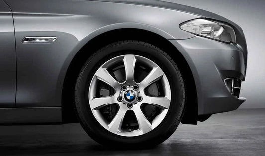 Sternspeiche 330 Legierreifen für BMW F10, F11, F18, F06, F12, F13 (OEM 36116790176). Original BMW.