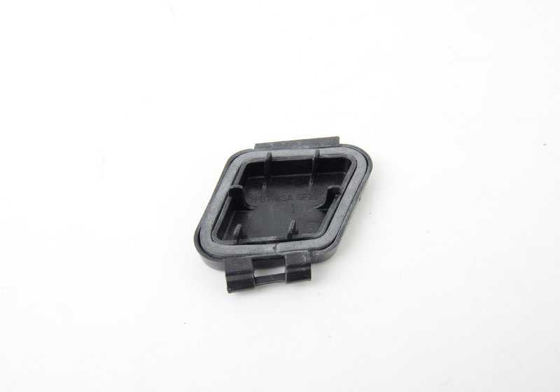 Tapa protectora faro delantero izquierdo OEM 63117046373 para BMW E82, E88 (118d, 120d, 120i). Compatible con modelos manuales y automáticos. Original BMW.