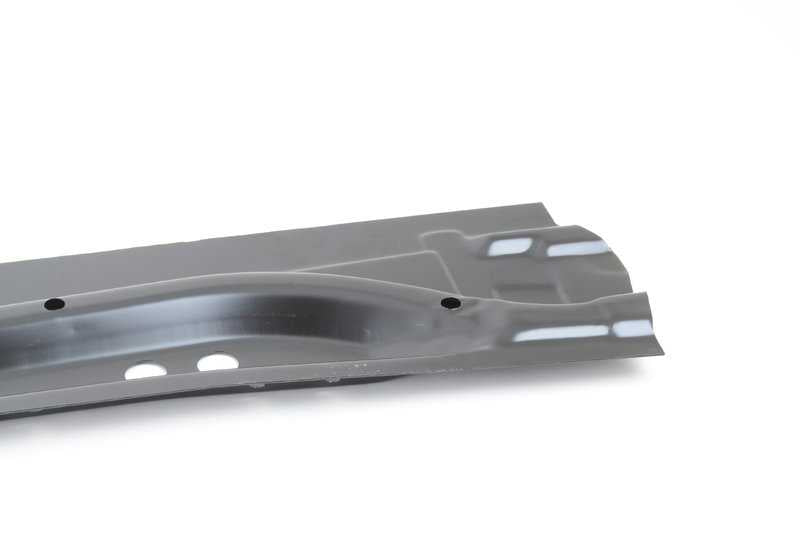 Larguero lateral derecho OEM 41111913088 para BMW E30 (316i, 316) con motor M10 y tracción trasera. Compatible con versiones manuales y automáticas. Original BMW.