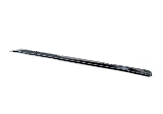 Larguero lateral derecho OEM 41111913088 para BMW E30 (316i, 316) con motor M10 y tracción trasera. Compatible con versiones manuales y automáticas. Original BMW.