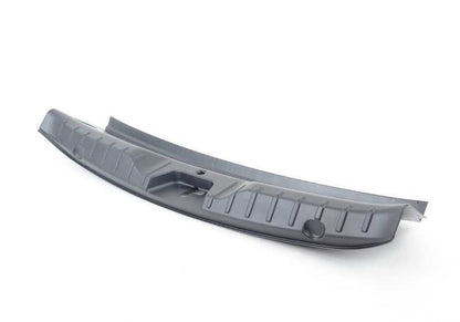 Protector embellecedor de borde maletero OEM 51479163190 para BMW F10 (518d, 520d). Pieza original BMW.