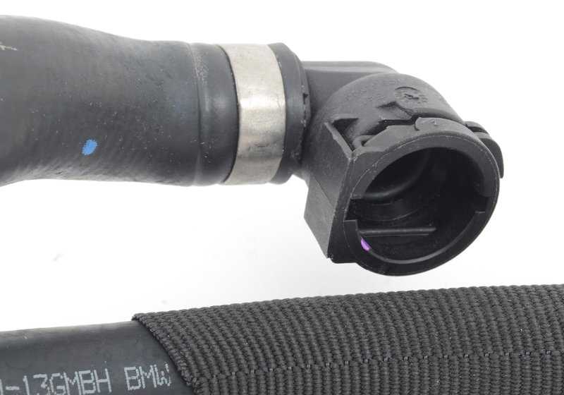 Manguera de Refrigerante para BMW X5 E70, X6 E71 (OEM 17127589732). Original BMW