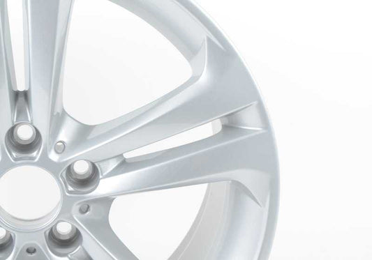 Llanta de aleación original BMW 19” diseño Doble Radio 401 en color reflex plata OEM 36116796257 para BMW F30, F31, F32, F33, F36. Apta para eje trasero. Incluye tapa central y tornillos. Original BMW.