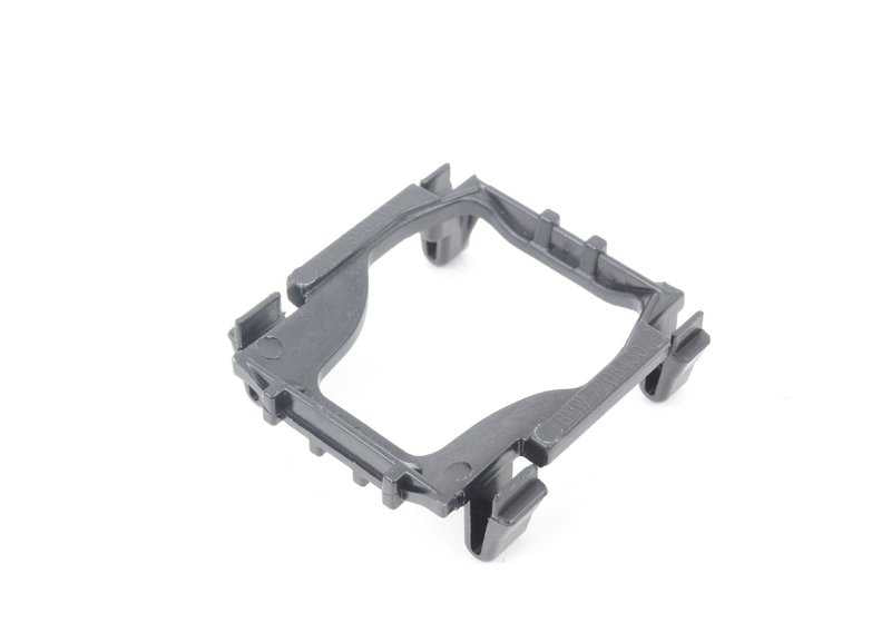 Soporte de fijación OEM 51137206430 para BMW F01, F02, F04, 730d, 730i, 740d (modelos específicos entre 2008 y 2015). Original BMW.