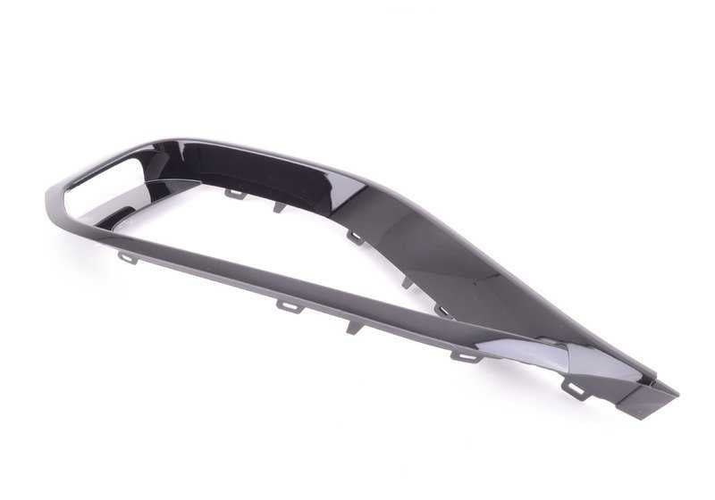 Embellecedor derecho Sport Line OEM 51117294840 para BMW F32, F33, F36. Original BMW.