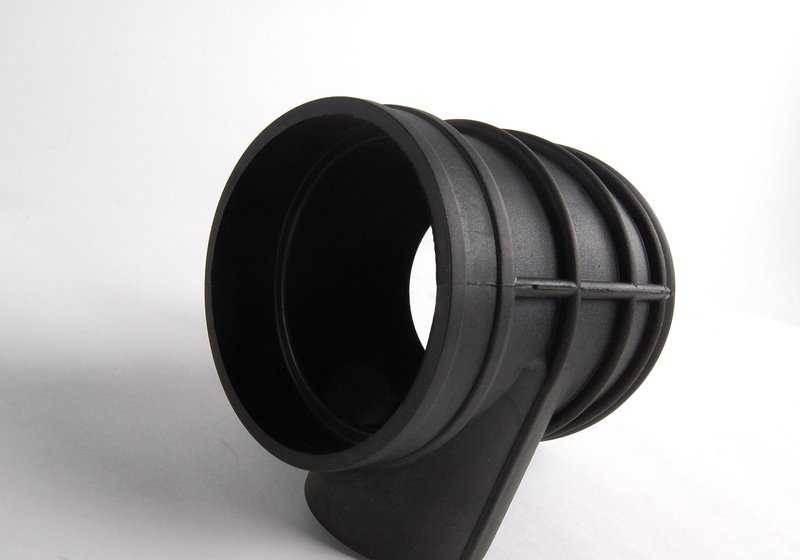 Manguito de admisión (fuelle) OEM 13541703726 para BMW E39 523i {DD31, DD32, DD41, DD42, DH31, DH32, DH41, DH42, DM31, DM32}. Original BMW.