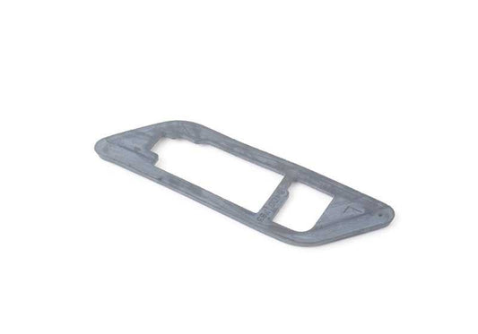 Linkes Board OEM 63138400763 für BMW Z3 {E36} Modelle 1.8, 1.9, 2.0 zwischen 1995 und 2002. Original BMW Stück. Ideal für den Austausch in Seitenleuchtfeuer oder Positionlicht.