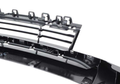 Entrada de aire central OEM 51117386152 para BMW F30, F31. Original BMW.