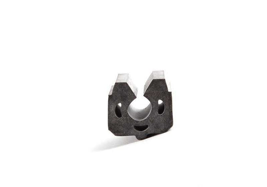 OEM rubber cap 1612117832 for BMW E30, E36, E34, E39, E32, E38, E65, E66, E31. Original BMW piece for fuel and driving system.