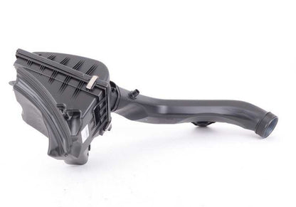 Silenciador de admisión de aire OEM 13718616014 para BMW F20, F21, F22, F23, F30, F32, F33, F34, F36. Compatible con versiones M135i y motor N55. Original BMW.