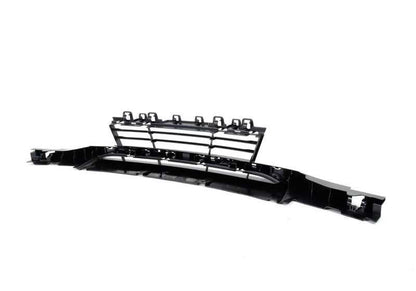 Entrada de aire central OEM 51117386152 para BMW F30, F31. Original BMW.