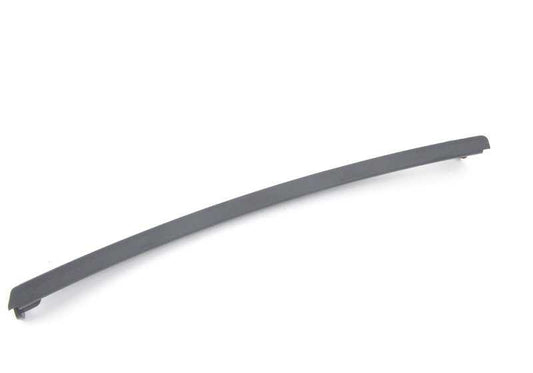Moldura lateral derecha OEM 51777354946 para BMW I12, I12N, I15. Pieza original BMW.
