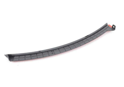 Moldura lateral derecha OEM 51777354946 para BMW I12, I12N, I15. Pieza original BMW.