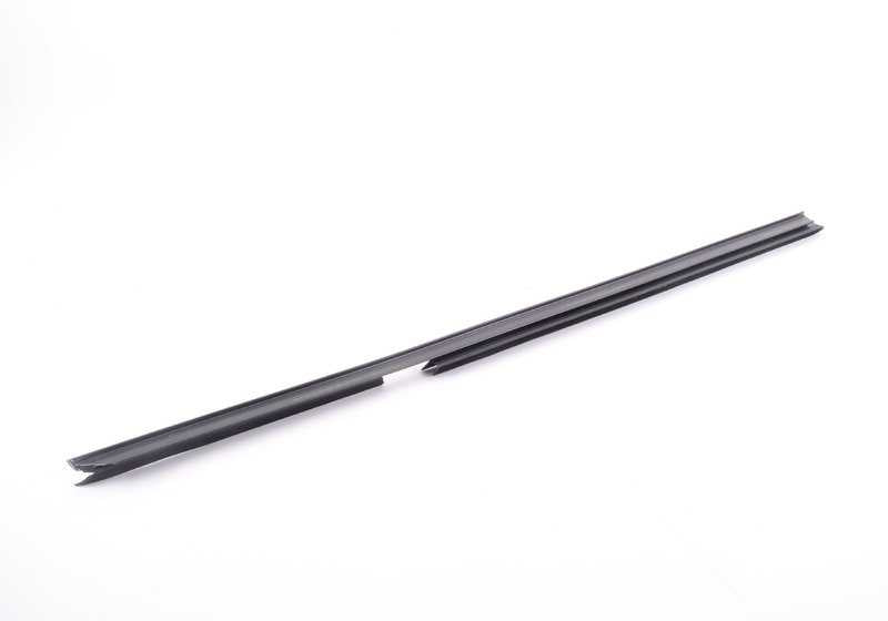 Moldura interior trasera izquierda OEM 51228159821 para BMW E39. Original BMW.