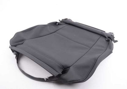 Funda de asiento en símil cuero negra OEM 52109134815 para BMW E82 (118d, 120d, 120i) con cambio manual o automático. Compatible con modelos fabricados entre 2007 y 2013. Original BMW.
