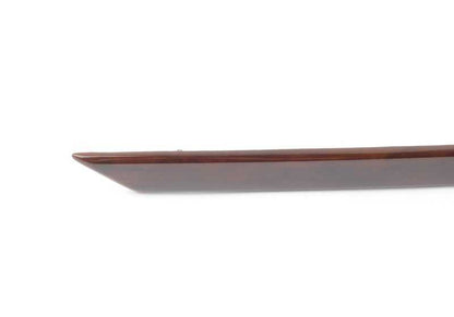 Moldura decorativa madera puerta trasera izquierda OEM 51428200713 para BMW E39. Acabado en nogal (nussbaum). Pieza interior original BMW.