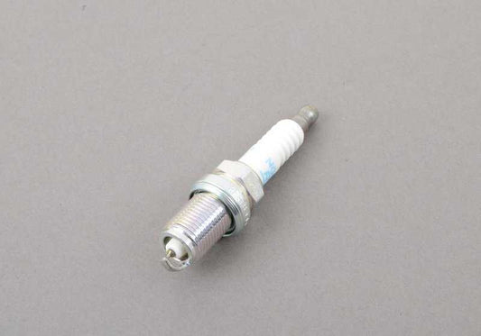 Bujía para BMW E65 (OEM 12120035747). Original BMW