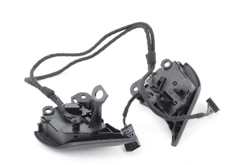 Interruttore di volo multifunzione OEM 61319239908 per BMW E70 X5 ed E71 X6 M. Compatibile con i modelli dal 2009 al 2014 con variazione automatica e trazione totale. BMW originale.