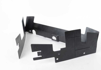 Conducción de aire para BMW Serie 3 E30 (OEM 51711953489). Original BMW.
