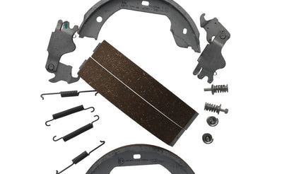 Kit de reparación zapatas freno OEM 34212213314 para BMW E60, E61, E63, E64, E53. Compatible con todos los motores y transmisiones indicados. Repuesto original BMW.