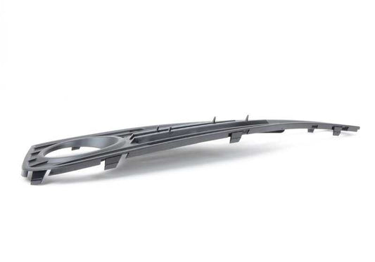 Griglia a destra parzialmente aperta per la BMW 4 F32, F33, F36 (OEM 5117309622). BMW originale.