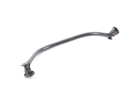 Tubo de ventilación del depósito OEM 13907530973 para BMW E60, E61, E63, E64 con motor N52/N52K/N53. Compatible con versiones 523i. Original BMW.