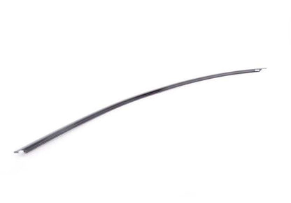 Moldura marco ventana puerta delantera derecha OEM 51337185230 para BMW F01, F02, F04. Acabado negro brillante. Original BMW.
