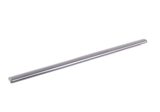 Moldura lateral puerta delantera derecha OEM 51131871696 para BMW E28. Original BMW.