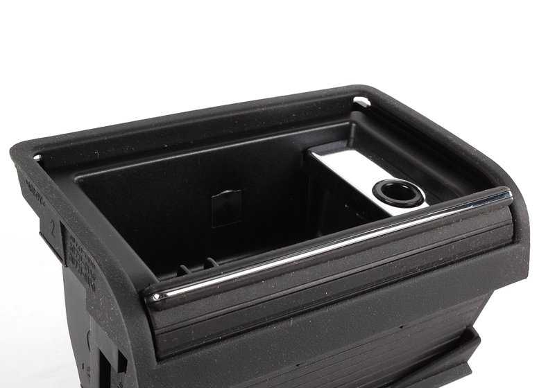Cenaire arrière OEM 51168258280 pour la série BMW 3 E46. BMW d'origine.