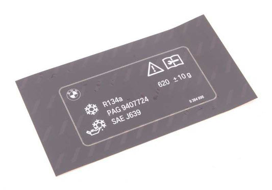Etiqueta informativa de gas refrigerante OEM 71239384996 para BMW E81, E82, E87, E88, E90, E91, E92, E93 y E84. Original BMW.