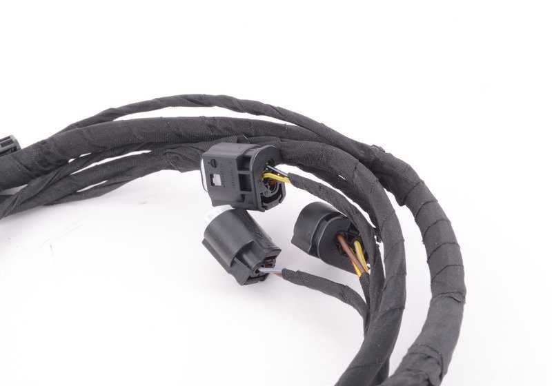 OM 61126948739 rear branch wiring for BMW E63, E64. Original BMW.