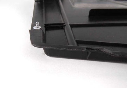 Cubierta aislante motor OEM 51718242567 para BMW E46 316i y 318Ci (todos los modelos compatibles). Protege el compartimento del motor. Pieza original BMW.