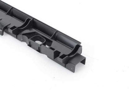 OEM de la carte inférieure 17113414987 pour BMW E83, E85, E86. BMW d'origine.
