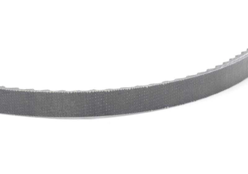 Correa trapezoidal OEM 12311268697 para BMW 2002tii, 2002 turbo, E21 318i, E12 518i, 520i. Compatible con motores M10. Original BMW.