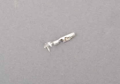 Electric Terminal OEM 12527545860 for BMW {E81, E82, E87, E87N, E88, F20, F20N, F21, F21N, E90, E90N, E91, E91N, E92, E92N, E93, E93N, F30, F30N, F31, F31N, F34, F34N , F35, f35n, g20, g20n, g21, g21n, g28n, g80, g80n, g81, g81n, f32, f32n, g26e