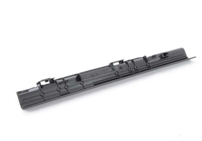 COUVERTURE ENGRES POUR GUIDE DE LA SIÈGE IZQUIERDO 52107243557 pour BMW F20, F21, F22, F23, F87, F30, F31, F34, F35, F80, F32, F36, F82. BMW d'origine.