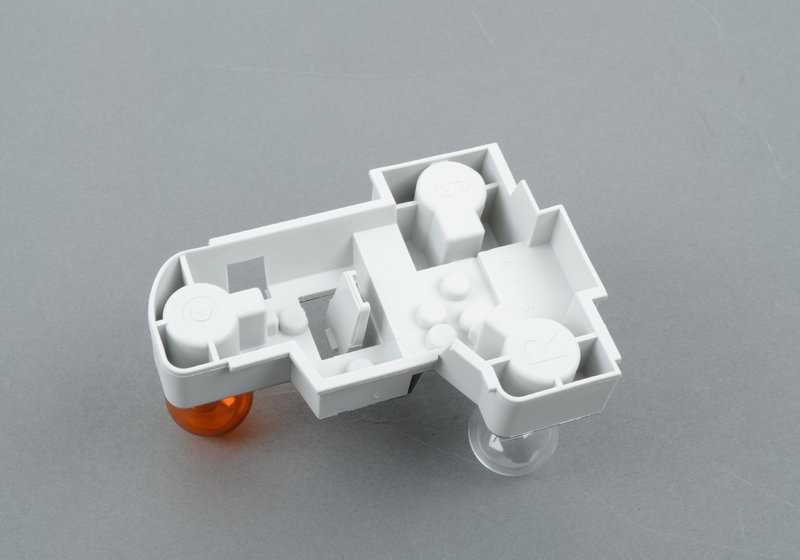 Portalámparas derecho intermitente blanco OEM 63216928382 para BMW E46. Original BMW.