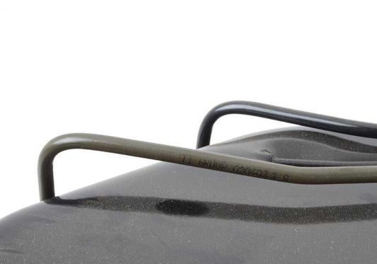 Depósito de combustible metálico OEM 16111180175 para BMW E30. Capacidad 63L. Original BMW.