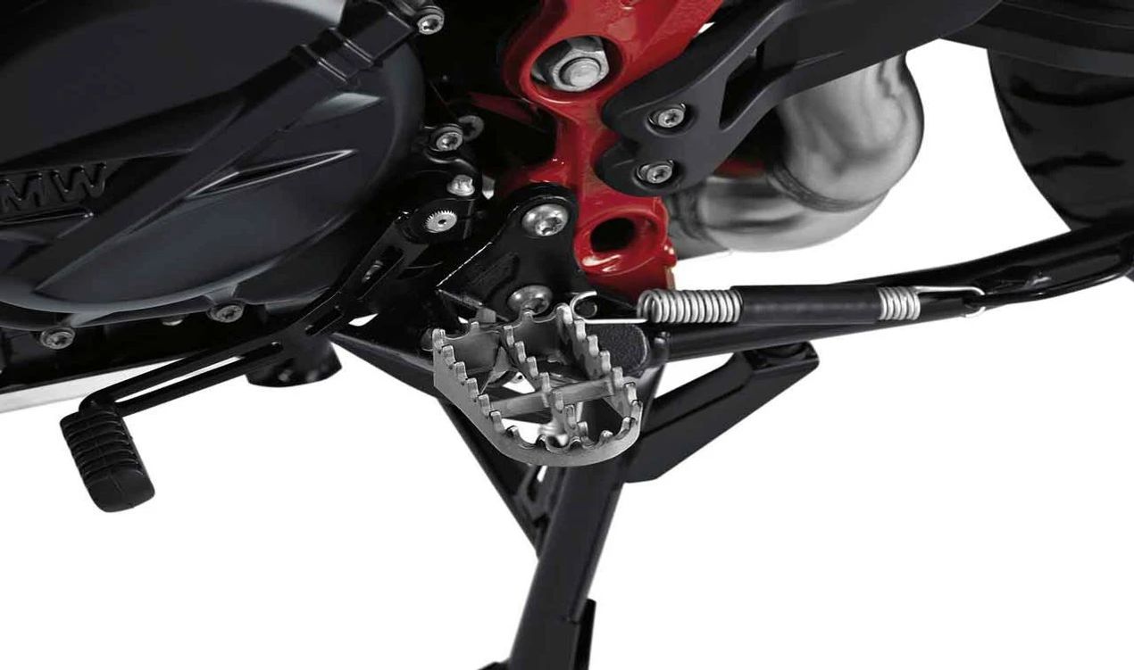 Repose-pieds droit Enduro OEM 46718529844 pour motos BMW R1200GS, R1250GS, R1200GS Adventure, R1250GS Adventure. BMW Motorrad d'origine.