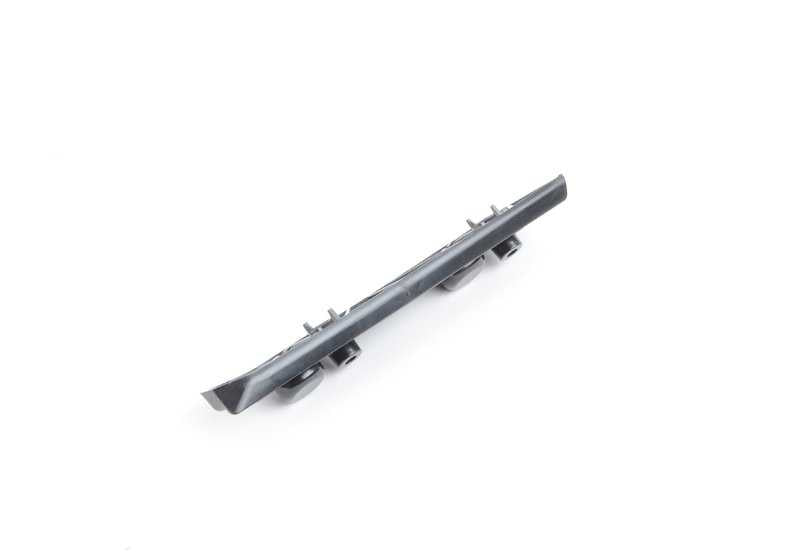 Soporte lateral de carrocería izquierdo OEM 51118057255 para BMW F80, F82, F83. Original BMW.