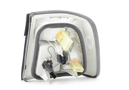 Piloto trasero izquierdo OEM 63211389011 para BMW E34. Original BMW.