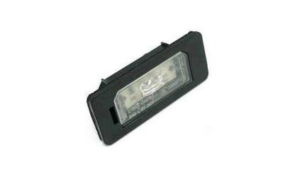 Luz LED de matrícula OEM 63267193293 para BMW E82, E88, F22, F23, F44, F45, F46, F87, E90, E91, E92, E93, F30, F31, F34, F80, G20, G21, G28, F32, F33, F36, F82, F83, G26, F10, F11, E84, F48, F25, G01, F26, E70, F15, G05, F85, E71, E72, F16, F86, F96