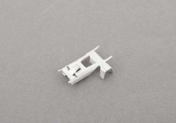 Terminal de Pala para BMW E21, E30, E12, E28, E24, E23 (OEM 61131352577). Original BMW.