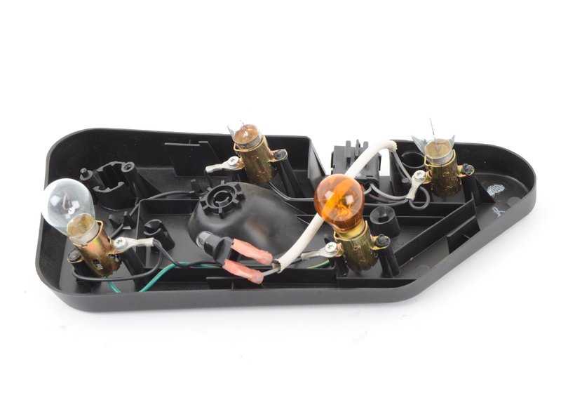 Linkes Portal für den BLANCO Intermittent OEM 63212695119 für BMW E36 und Z3. Original BMW.