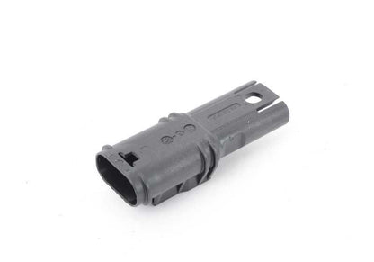 Cover cap for BMW 1 Series E81, E82, E87N, E88, 3 Series E90, E91, E92, E93, 5 Series E60, E61, 6 Series E63N, X3 E83N, Z4 E85, E86 (OEM 12527542865). Original BMW