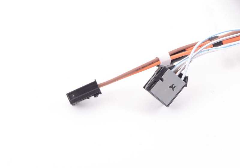 Modulo di accensione del cablaggio del motore per BMW E83 (OEM 12513425833). BMW originale.