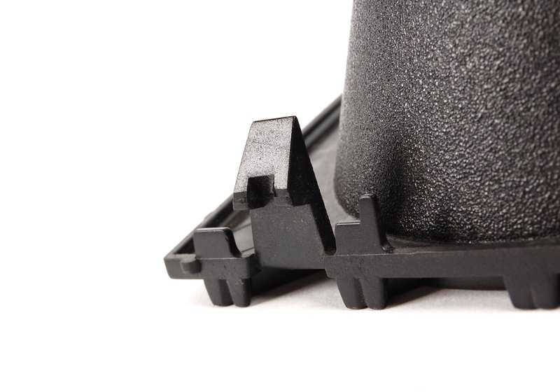 Rejilla izquierda OEM 51117897185 para BMW Serie 5 E60, E60 LCI, E61, E61 LCI con paquete M delantero. Original BMW.