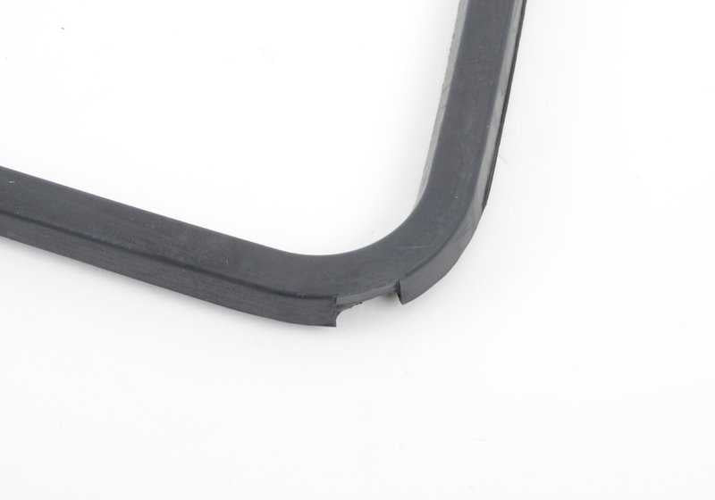 Gascia di tenuta per BMW 3 E21, serie E30, serie 5 E12, E28, serie 6 E24, 7 E23 Serie (OEM 24111205903). BMW originale.
