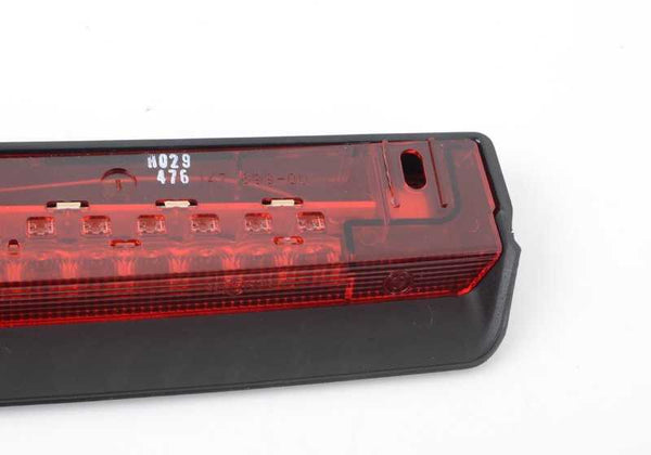 Tercera luz de freno OEM 63258362297 para BMW E39. Original BMW.